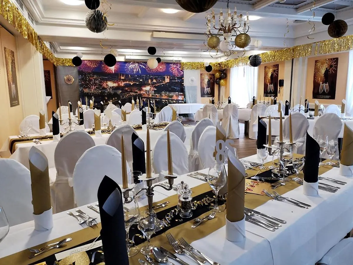 Hotel Wittelsbacher Hoeh Βίρτσμπουργκ